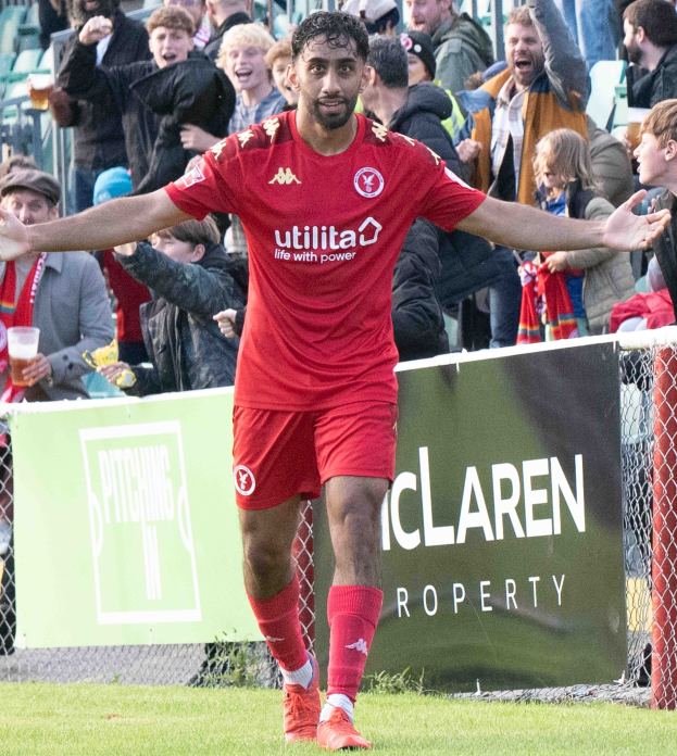 SC Freiburg II holt Nico Hug für defensive Rolle