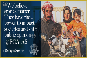 Ein Plakat mit einer lachenden Familie zu vier auf der rechten Seite und Text auf der linken Seite, der "Wir glauben, dass Geschichten wichtig sind, sie haben die Kraft, Gesellschaften zu beeinflussen und die öffentliche Meinung zu verschieben @ECA AS" lautet, mit einem Logo.