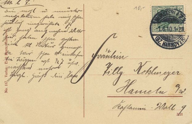 Alte Postkarte mit einer Briefmarke, die "Hannover, Deutschland - Brief nach Hannover - 1d/1d" lautet und handgeschriebener Text, Poststempel oben rechts sichtbar.