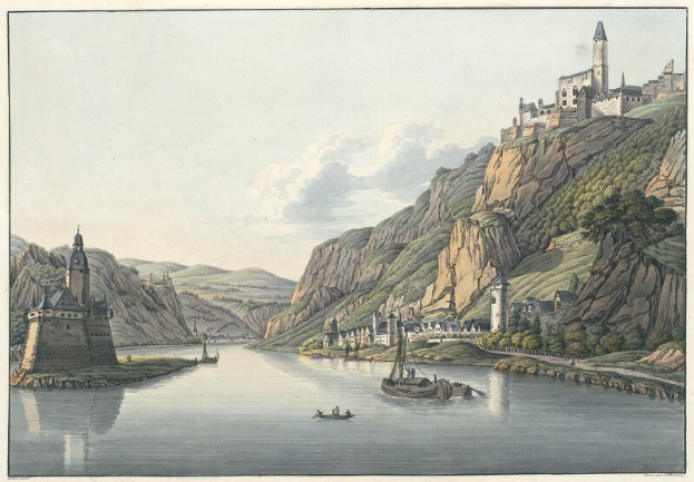 Malerisches Bild eines Flusses mit Booten, umgeben von Hügeln, Bäumen, Gebäuden und einem wolkenverhangenen Himmel, mit der Aufschrift "Schloss Karlsruhe in Deutschland" unten.